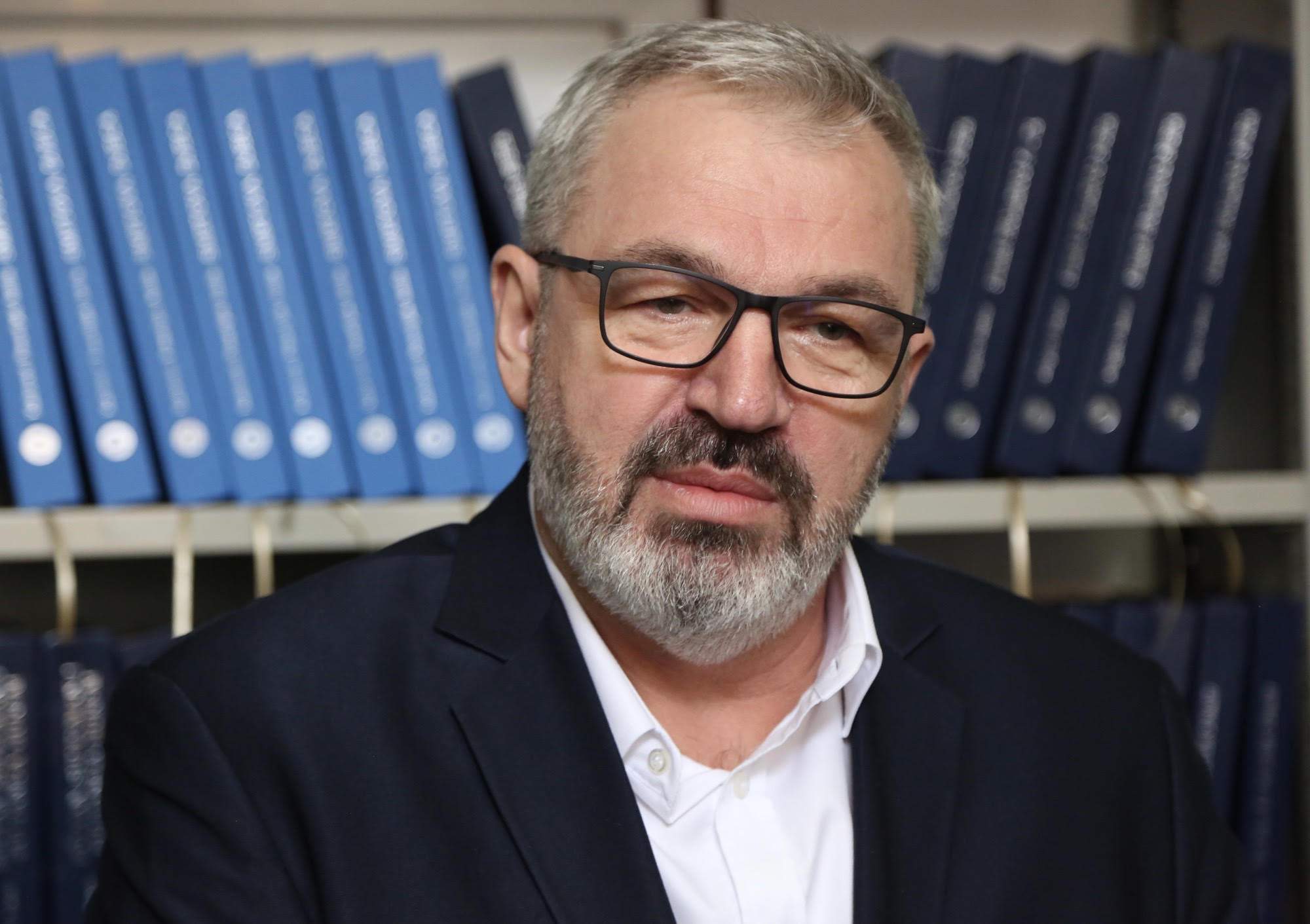 Malanović.jpg - Reisul-ulema sredstva od bajramskog prijema poklonio Biblioteci za slijepa i slabovidna lica
